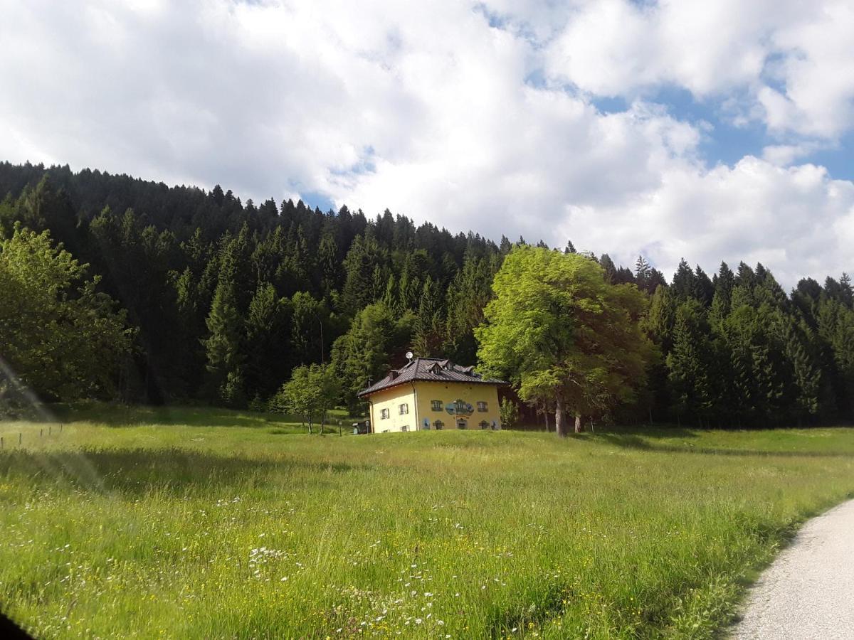 Chalet Musiera Aparthotel Castrozzi Exterior photo